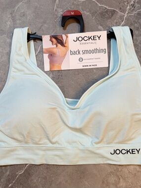 New Never Worn Women’s Jockey  Back Smoothing Bralette - Light Mint